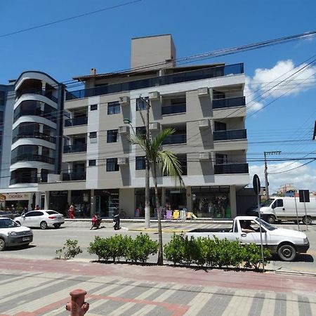 APARTAMENTO BOMBAS avenida principal Appartamento Bombinhas Esterno foto