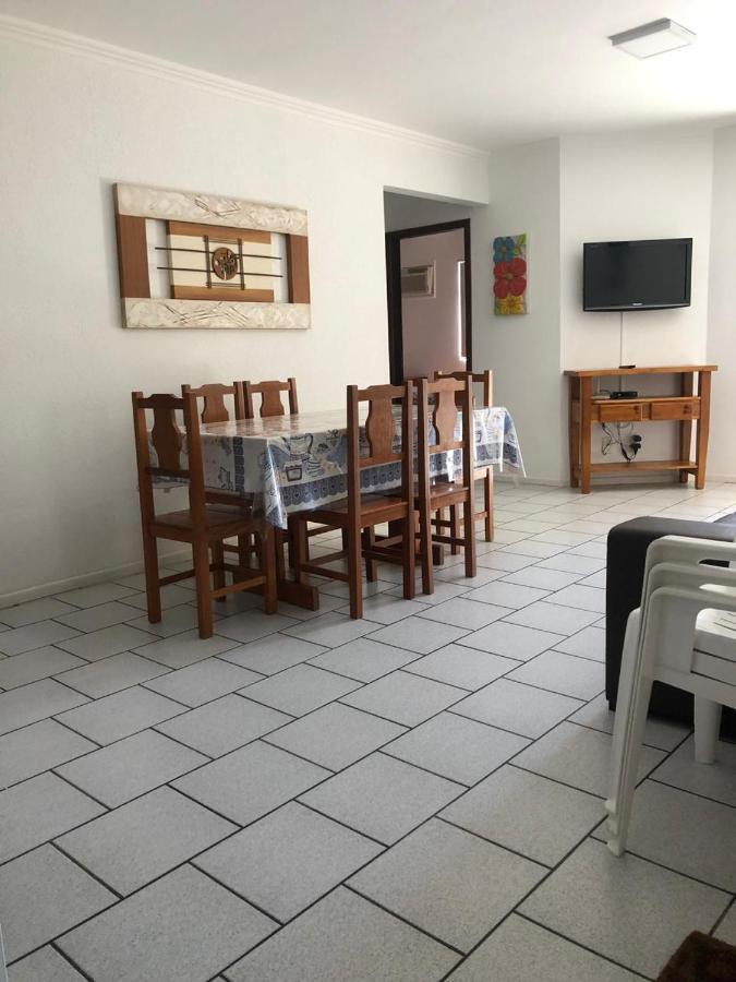 APARTAMENTO BOMBAS avenida principal Appartamento Bombinhas Esterno foto